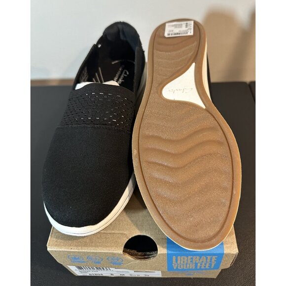 NIB Clarks Breeze Vibe Loafer Women's Black Slip-On Comfort  Size 8 M - Picture 5 of 11